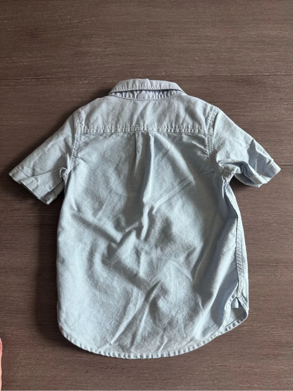 GAP Light Blue Short-Sleeve Button-Down Shirt with Embroidered Pocket